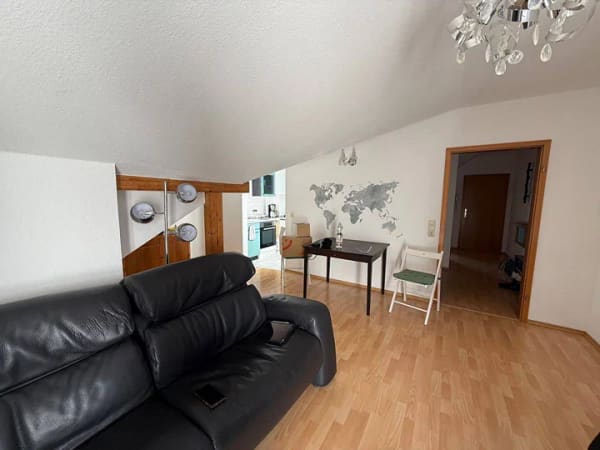 Immobilie in Zell am Main - Attraktive Kapitalanlage: Moderne lichtdurchflutete 2-Zimmer-Wohnung mit Balkon + Stellplatz - Bild 3