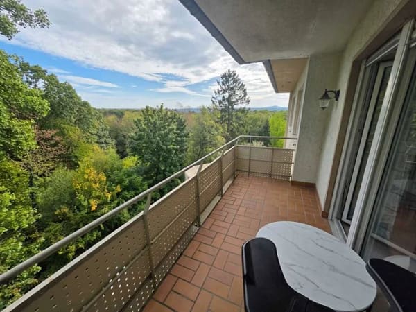 Immobilie in Siegburg - Siegburg-Stallberg: Sonnige 4-Zimmer-Wohnung - Balkon & Aufzug - Bild 1