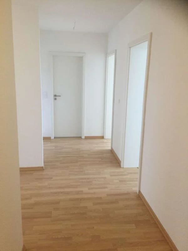 Immobilie in Schlüchtern - Helle, attraktive, sanierte 3 Zimmer-Wohnung  mit Loggia-Balkon - Bild 4