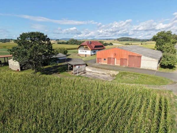 Immobilie in Wetter - Landleben ohne direkte Nachbarn – großzügiges Anwesen mit Weitblick, Stallungen und Nebengebäuden - Bild 4