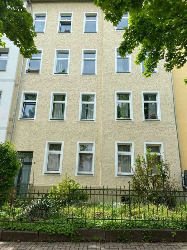 Immobilie in Erfurt - Investition in der Thüringer Landeshauptstadt - voll vermieteter Altbau mit Garten - Bild 0