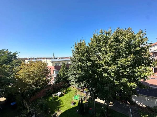 Immobilie in Erfurt - Investition in der Thüringer Landeshauptstadt - voll vermieteter Altbau mit Garten - Bild 2