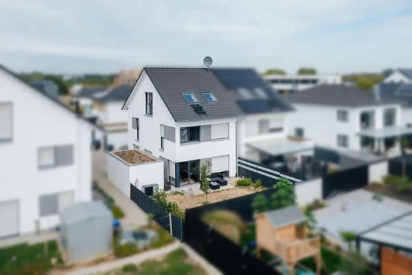 Immobilie in Wyhl - Neubau-Doppelhaushälfte mit hochwertiger Ausstattung in Wyhl am Kaiserstuhl - Bild 1
