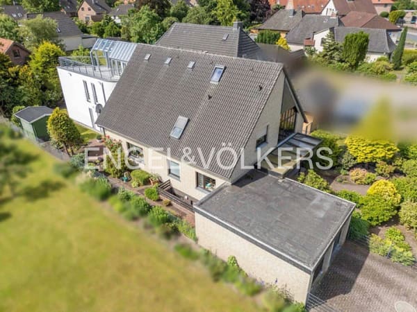 Immobilie in Dörverden - Vermietetes Zweifamilienhaus in zentraler Lage von Dörverden - Bild 0