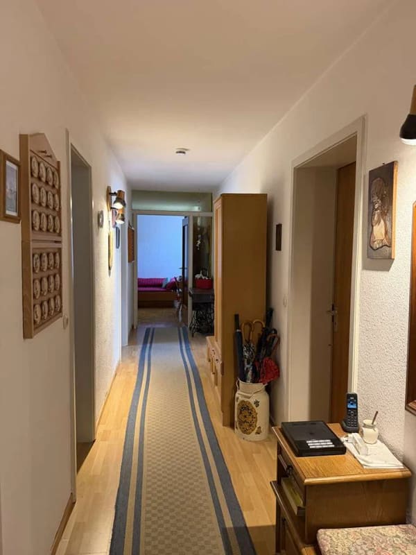 Immobilie in Biberach an der Riß - Gepflegte, großzügige 4-Zi. Whg. mit 2-Gästezimmer im DG in ruhiger Lage in Biberach an der Riß! - Bild 2