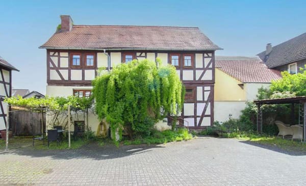 Immobilie in Wetter - Fachwerkhaus mit Charakter und Potenzial – verwirklichen Sie Ihren Traum vom eigenen Zuhause - Bild 0