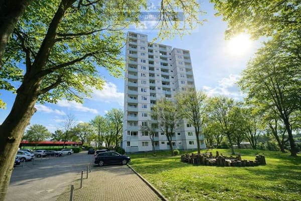 Immobilie in Uetersen - Kapitalanlage mit Mieter: 1-Zimmer-Wohnung mit Balkon in gepflegter Umgebung - Bild 1
