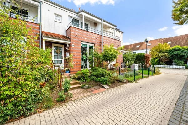 Immobilie in Rangsdorf - Wohnen, Arbeiten, Durchatmen: Reihenhaus mit Terrasse, Garten & Balkon in Rangsdorf - Bild 0