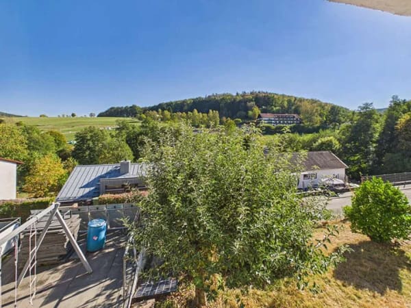 Immobilie in Wald-Michelbach - Einfamilienhaus mit zwei Einliegerwohnungen in Wald-Michelbach - Bild 4