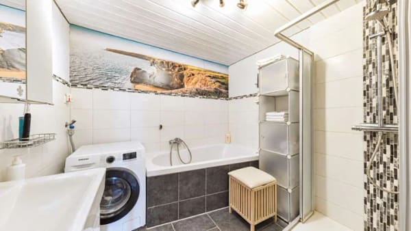 Immobilie in Holzgerlingen - Viel Raum für Ihr Zuhause – großzügige 4,5-Zimmer-Wohnung mit Balkon in Holzgerlingen - Bild 1