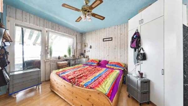 Immobilie in Holzgerlingen - Viel Raum für Ihr Zuhause – großzügige 4,5-Zimmer-Wohnung mit Balkon in Holzgerlingen - Bild 2