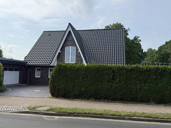 Immobilie in Bargfeld-Stegen - Modern & Energieunabhängig - individuelles Einfamilienhaus mit Blick  ins Grüne -  Garage + Carport - Bild 3