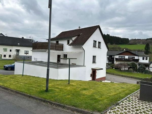 Immobilie in Adenau - 2 Familienhaus - Bild 1