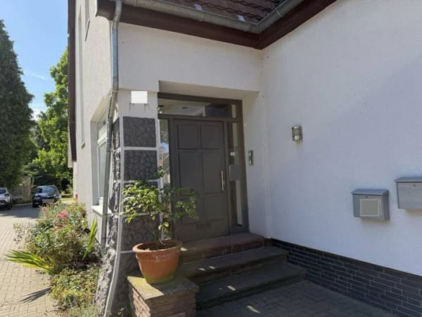 Immobilie in Bassum - Großzügiges Grundstück mit zwei Einfamilienhäusern in zentraler Lage - Bild 2