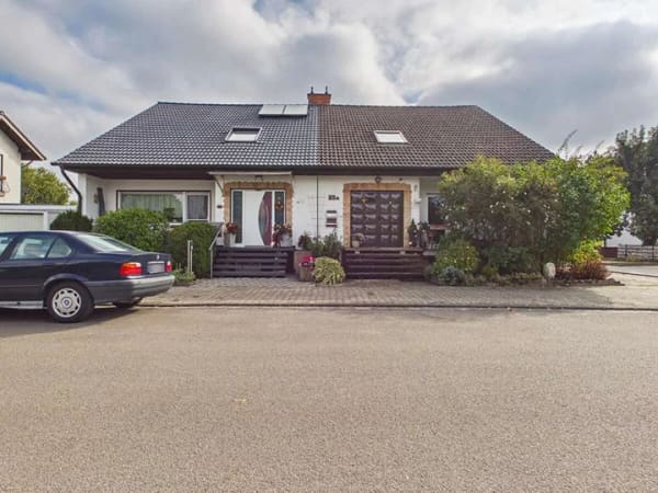 Immobilie in Otterstadt - Familienglück ! Einzugsbereite, modernisierte große DHH mit Garage in Spielstraße - Bild 2
