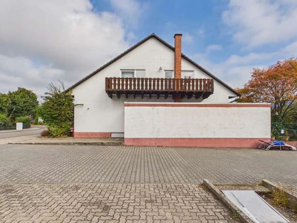 Immobilie in Otterstadt - Familienglück ! Einzugsbereite, modernisierte große DHH mit Garage in Spielstraße - Bild 3