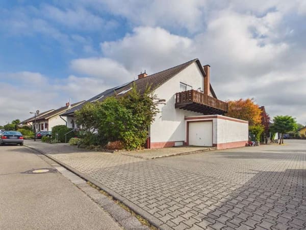 Immobilie in Otterstadt - Familienglück ! Einzugsbereite, modernisierte große DHH mit Garage in Spielstraße - Bild 4
