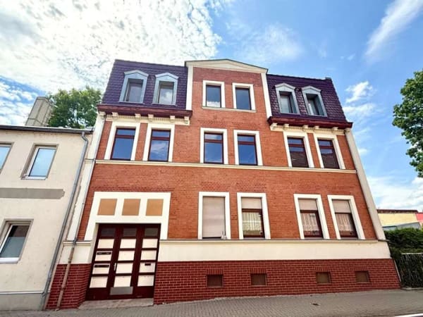 Immobilie in Magdeburg - Viel Platz im Mehrfamilienhaus mit Garten und Garage in Magdeburg - Bild 0