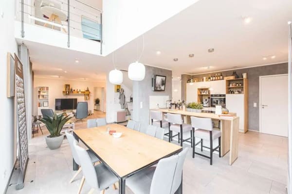 Immobilie in Lappersdorf - KLARE ARCHITEKTUR & FREIRAUM PUR - Bild 1