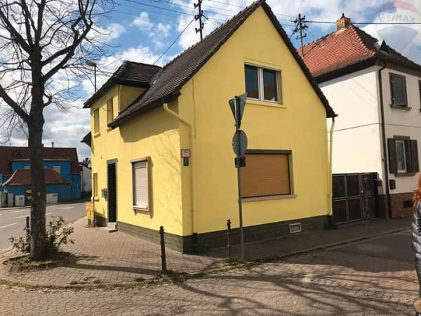 Immobilie in Heßheim - Sanierter Wohntraum – vermietetes Einfamilienhaus mit Dachterrasse in Heßheim - Bild 0
