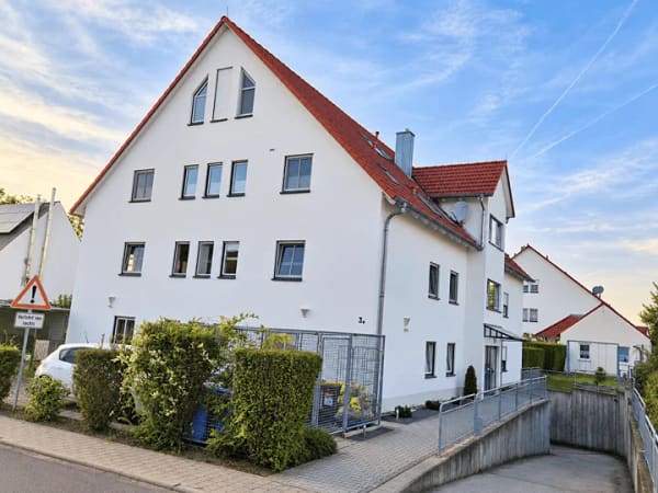 Immobilie in Deiningen - Tolle 4 ZKB-Maisonette-Wohnung in Deiningen zu verkaufen - Bild 0