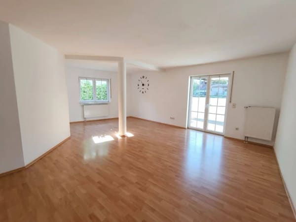 Immobilie in Kettig - Wie im eigenen Haus - großzügige 114 qm Wohnung mit Terrasse, Garten und Tiefgarage in Kettig - Bild 3