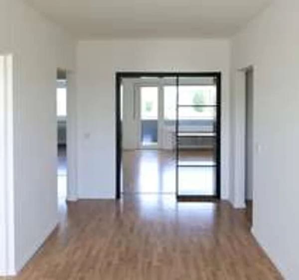 Immobilie in Swisttal - Vermietete 4-Zimmer-Wohnung in ruhiger Lage von Swisttal – Balkon & Stellplatz - Bild 0
