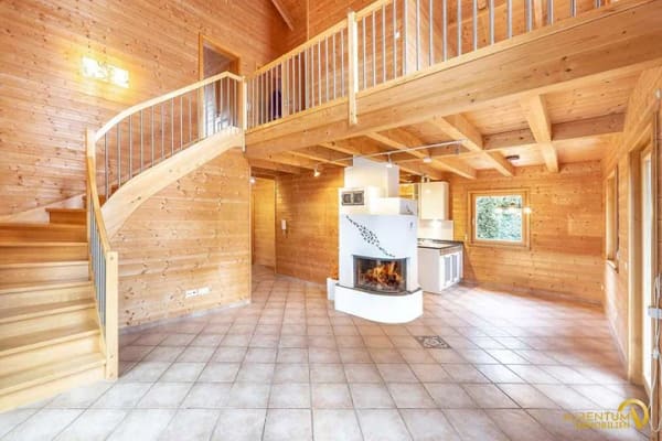 Immobilie in Bayerbach b. Ergoldsbach - Exklusives Wohlfühlhaus mit PV-Anlage, Wintergarten & Energieklasse A+ | Renditepotenzial bis 3,9 % - Bild 1