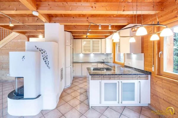 Immobilie in Bayerbach b. Ergoldsbach - Exklusives Wohlfühlhaus mit PV-Anlage, Wintergarten & Energieklasse A+ | Renditepotenzial bis 3,9 % - Bild 2