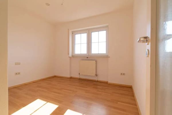 Immobilie in Reichertshofen - Ankommen & Durchatmen: Helle 3-Zimmer-Wohnung mit Süd-Balkon + Garage + ideal auch für Pendler - Bild 4