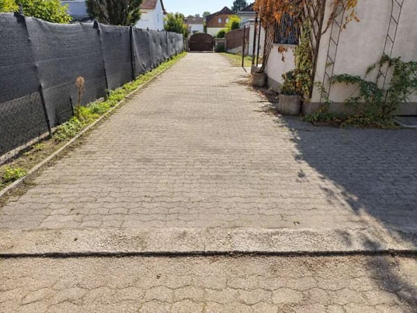 Immobilie in Mainhausen - Großzügiger Bungalow auf großem Grundstück – solide Substanz und außergewöhnliches Platzangebot - Bild 2