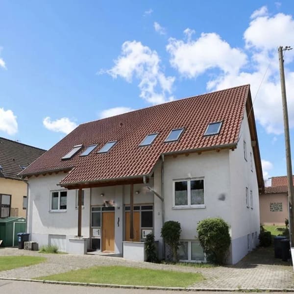 Immobilie in Bodelshausen - Gut gedämmte DHH mit Erdwärme und viel Platz - Bild 0