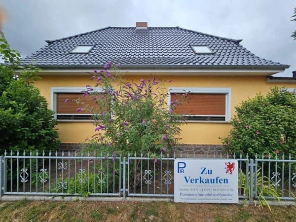 Immobilie in Boldekow - Für Sie und Ihre Pläne! Haus, Scheune, Wiese und Garten! - Bild 0