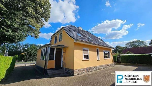 Immobilie in Boldekow - Für Sie und Ihre Pläne! Haus, Scheune, Wiese und Garten! - Bild 2