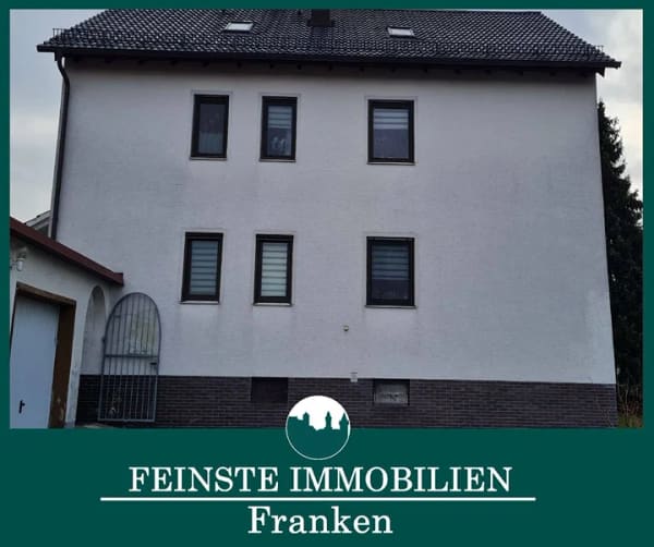 Immobilie in Adelsdorf - FIF - Mehrgenerationen oder Mehrfamilienhaus  - 3 abgeschlossenen Wohnungen in unverbaubarer Lage von Adelsdorf - Bild 0