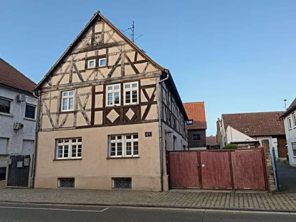 Immobilie in Groß-Rohrheim - Fachwerkhaus um 1800, 2020 kernsaniert: 155 m², 3 Schlafzimmer - Bild 0