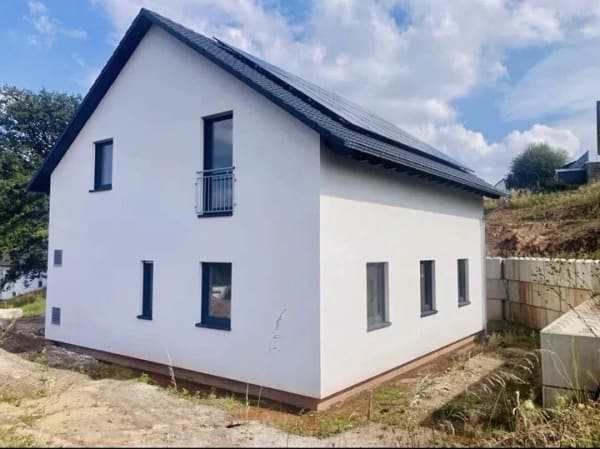 Immobilie in Kollweiler - Alltagstauglich geschnittenes Haus mit 5 Zimmern in Kollweiler - Bild 1