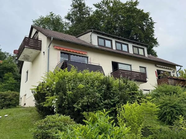 Immobilie in Bad Sachsa - Ruhige Eigentumswohnung mit Balkon, Garage und Blick in die Ferne - Bild 0