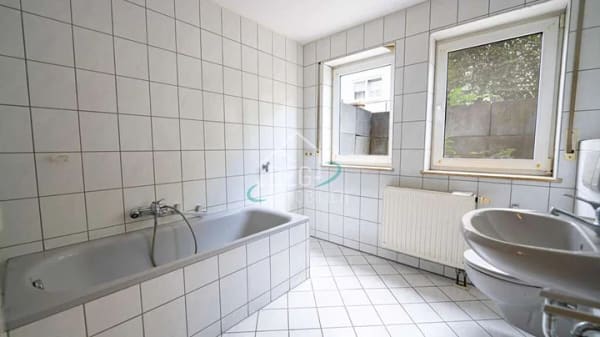 Immobilie in Crailsheim - Investment mit Potenzial: Bezugsfreie 2-Zimmer Wohnung in Crailsheim - Bild 2