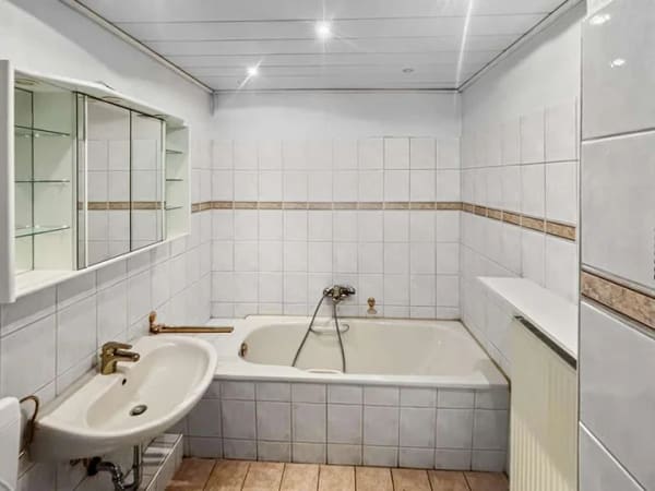 Immobilie in Taunusstein - Taunusstein-Watzhahn: Einfamilienhaus mit viel Platz und Nebenflächen - Bild 4