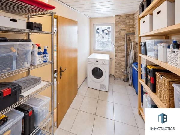 Immobilie in Monzingen - Charmantes Einfamilienhaus mit großem Garten und Garage - viel Platz für Ihre persönlichen Ideen - Bild 3