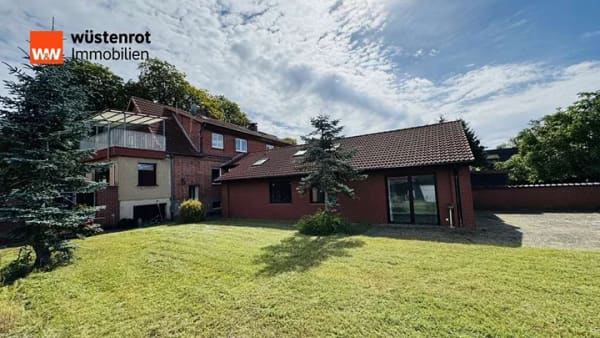 Immobilie in Dobbertin - Platz für Familie, Tiere und Träume – 174 m² Wohnfläche, großer Garten und barrierearmer Anbau - Bild 1