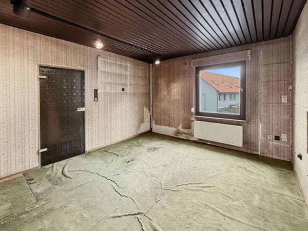 Immobilie in Lünen - Renovierungsbedürftiges Reihenmittelhaus mit viel Gestaltungspotenzial in Alstedde bei Lünen - Bild 2