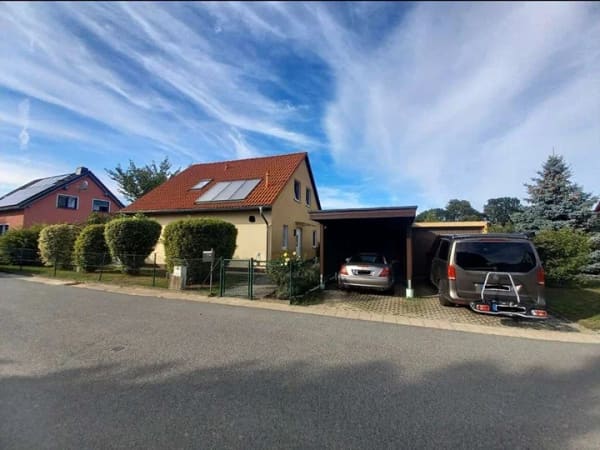 Immobilie in Lohmen - Traumhaftes Haus in Lohmen: Bj. 2004, 3 Schlafzimmer, Fußbodenheizung,   Pool & Doppelgarage - Bild 2