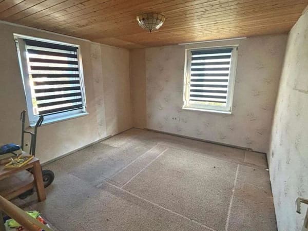 Immobilie in Neudrossenfeld - Altes Haus, neue Träume – Renovierungsschatz - Bild 3