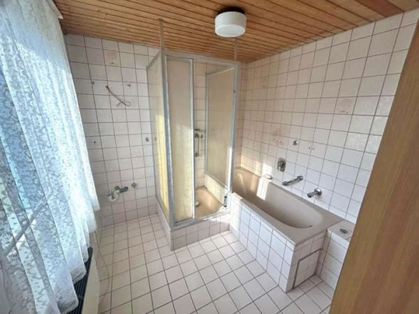 Immobilie in Neudrossenfeld - Altes Haus, neue Träume – Renovierungsschatz - Bild 4
