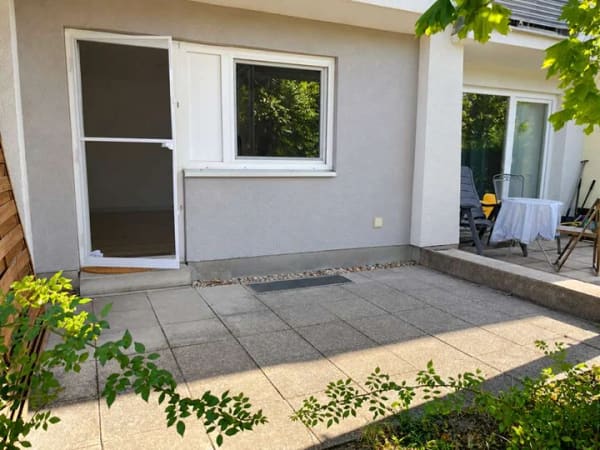 Immobilie in Karlsruhe - Viel Stadt. Wenig Schnickschnack. 
Kompaktes 1,5-Zimmerappartement mit eigener Terrasse! - Bild 1