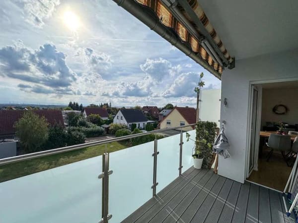 Immobilie in Remlingen-Semmenstedt - Modernisierte 3-Zimmer-Eigentumswohnung mit Balkon und Brockenblick in Remlingen - Bild 2