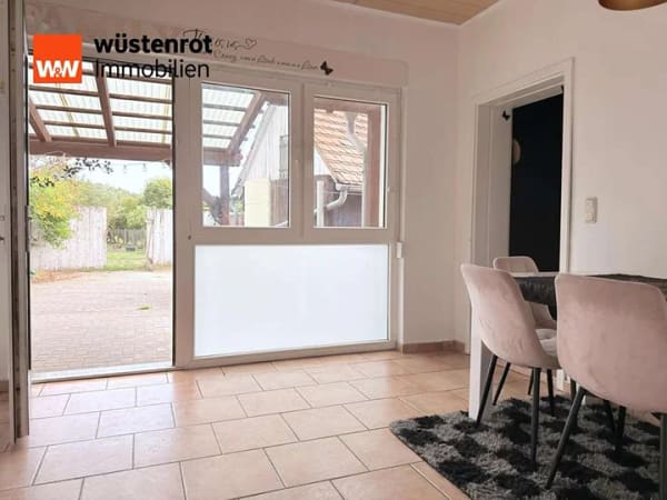Immobilie in Elbe-Parey - Großzügiges Einfamilienhaus mit 1.357 m² Grundstück, Garten und separater Gewerbeeinheit - Bild 4