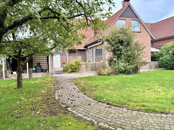 Immobilie in Emsbüren - Familienfreundliches Einfamilienhaus mit Kaminzimmer - Bild 3